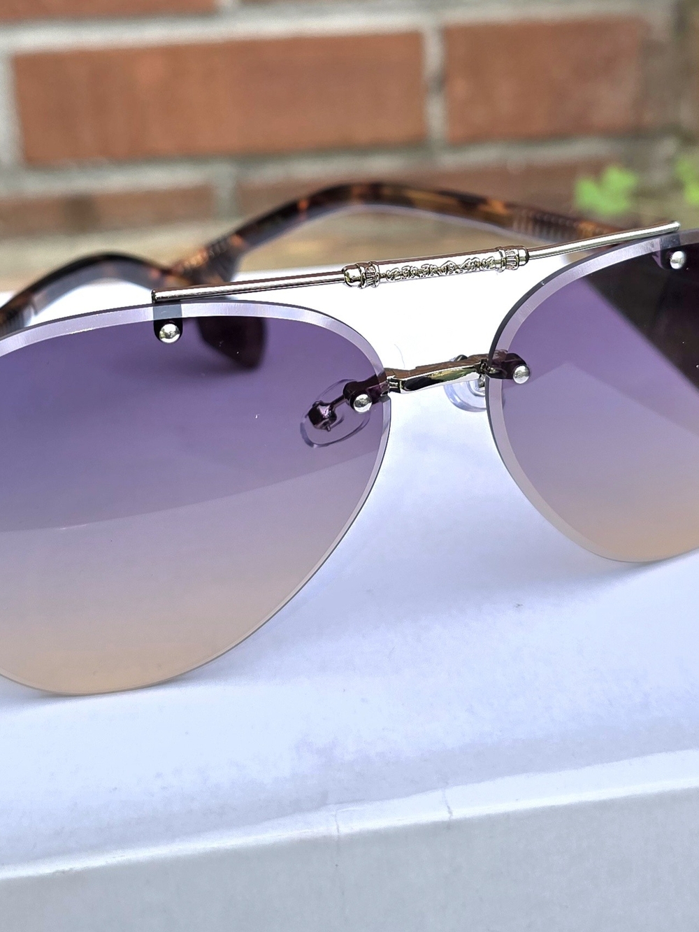 Rimless Gradient Lens Sunglasses in Purple and Peach